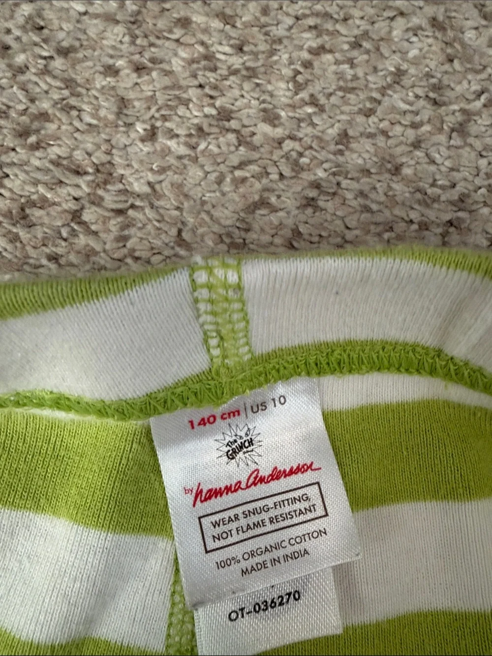 Hanna Andersson Grinch PJ set, 10